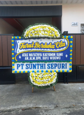 Papan Bunga Duka di Toraja Utara